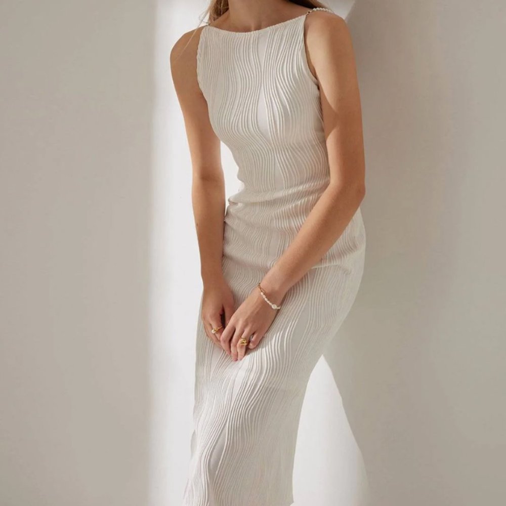 RIHOAS: The Water Ripple Textured Cami Dress